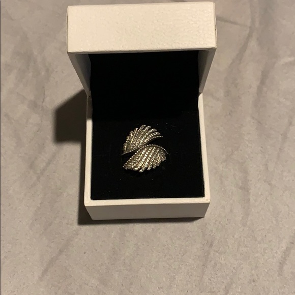 Pandora ring - Picture 1 of 2
